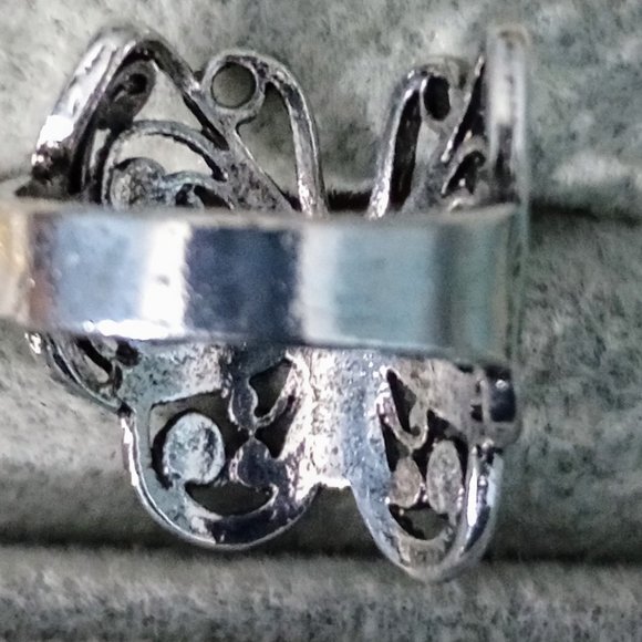 Butterfly ring - Picture 2 of 2